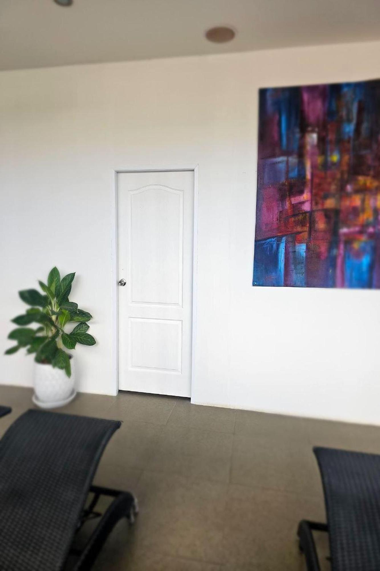 One World One Home Naiharn Hotel Rawai Eksteriør bilde